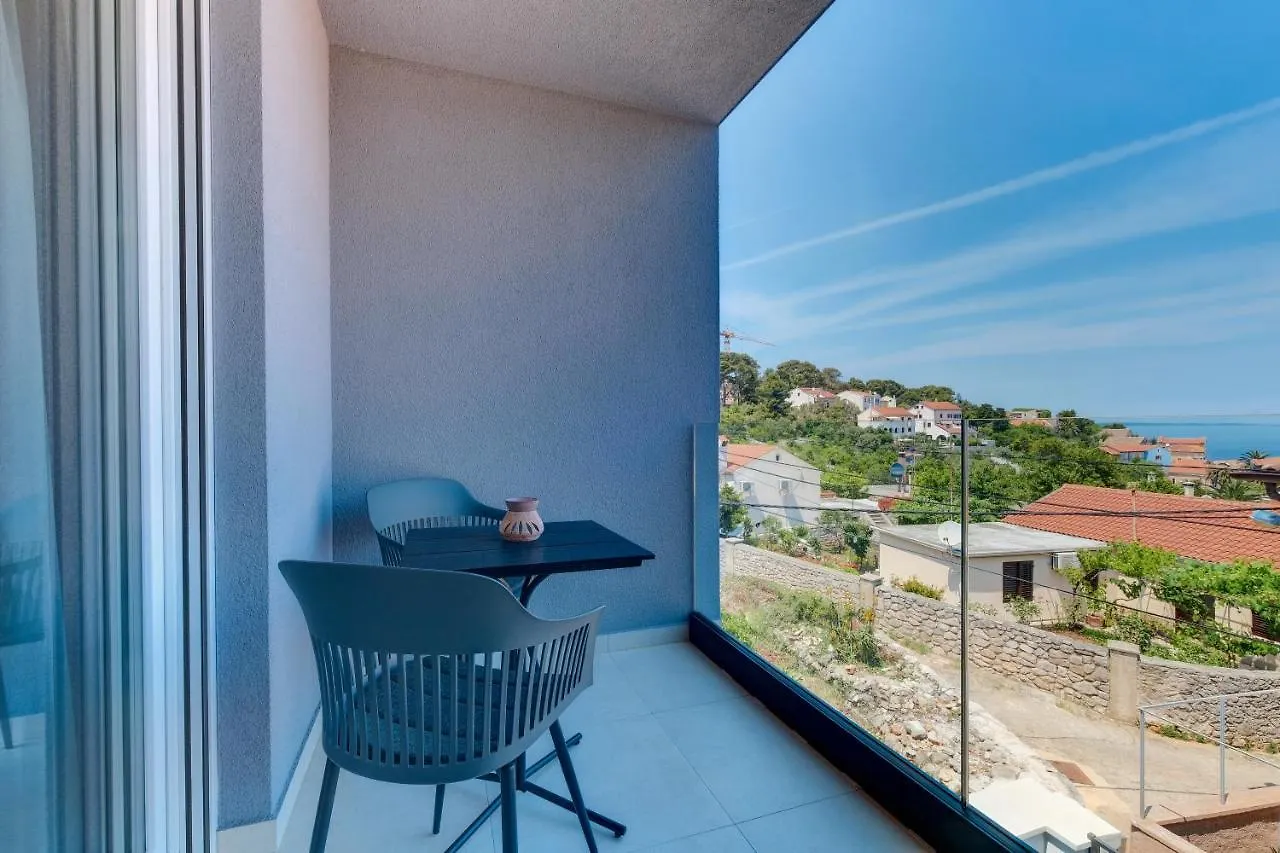 Apartments Hemetek Lussingrande