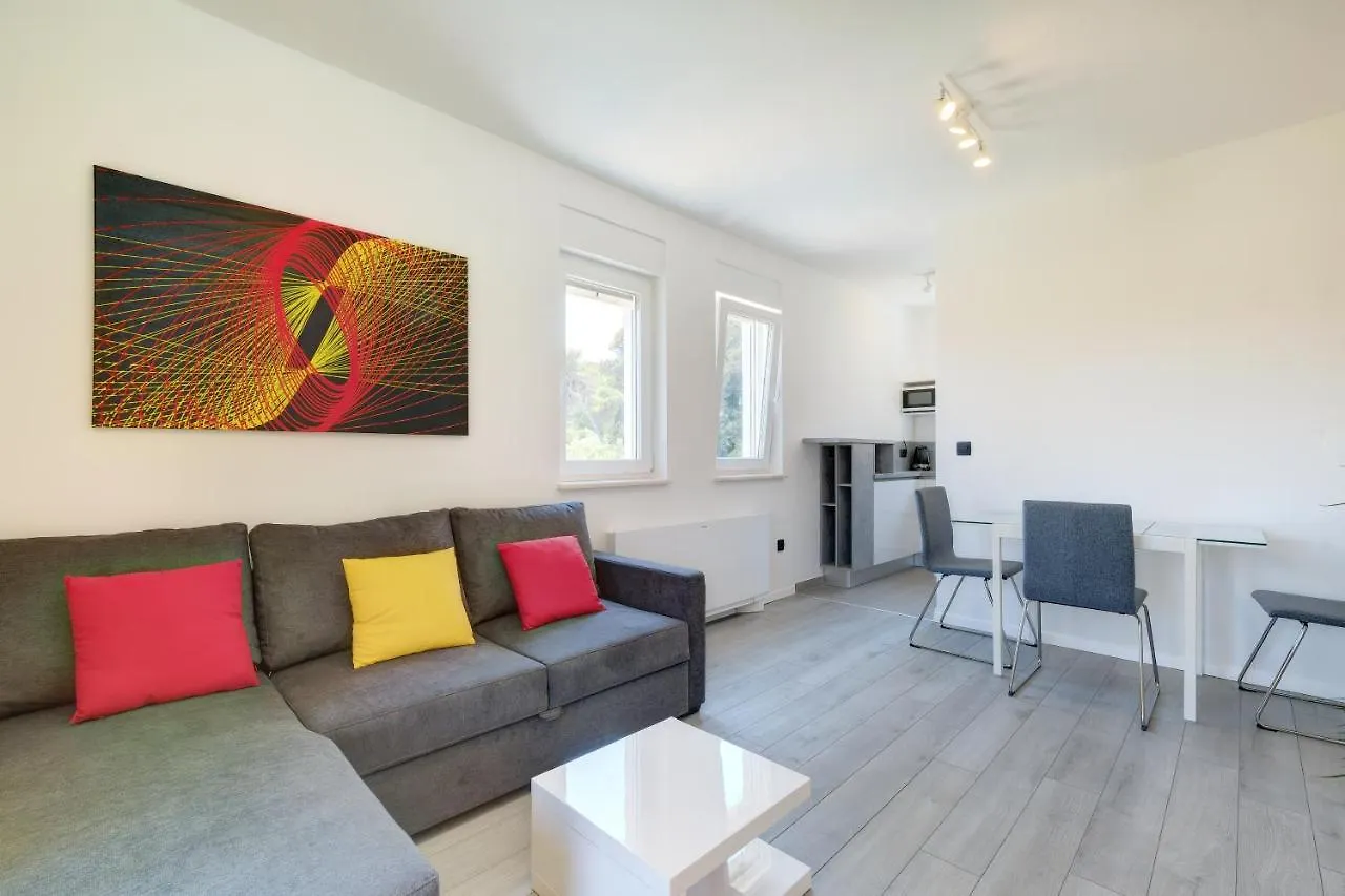 Apartments Hemetek Veli Losinj
